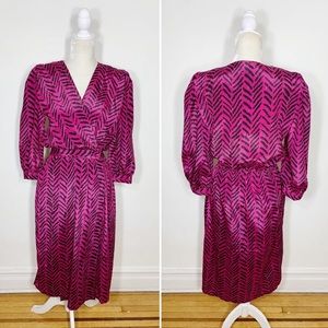 ⭐️VINTAGE 3/4 sleeve midi wrap dress